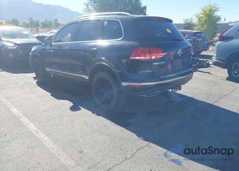 2016 Volkswagen Touareg Tdi Executive from USA, damaged, VIN WVGEP9BP8GD000603